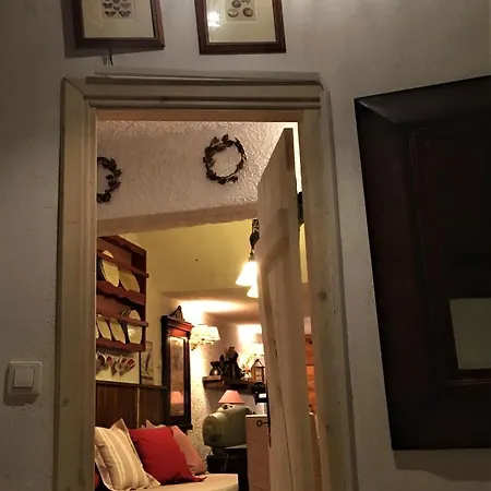 Dandy Agoriani - Ivoni - Fireplace Chalet *