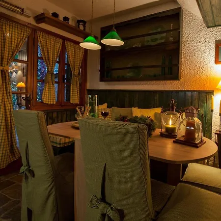 Dandy Agoriani - Ivoni - Fireplace